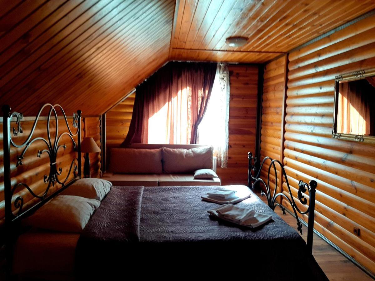 Заміський Комплекс Grand Prix Hotel Tsyurupynsk ภายนอก รูปภาพ