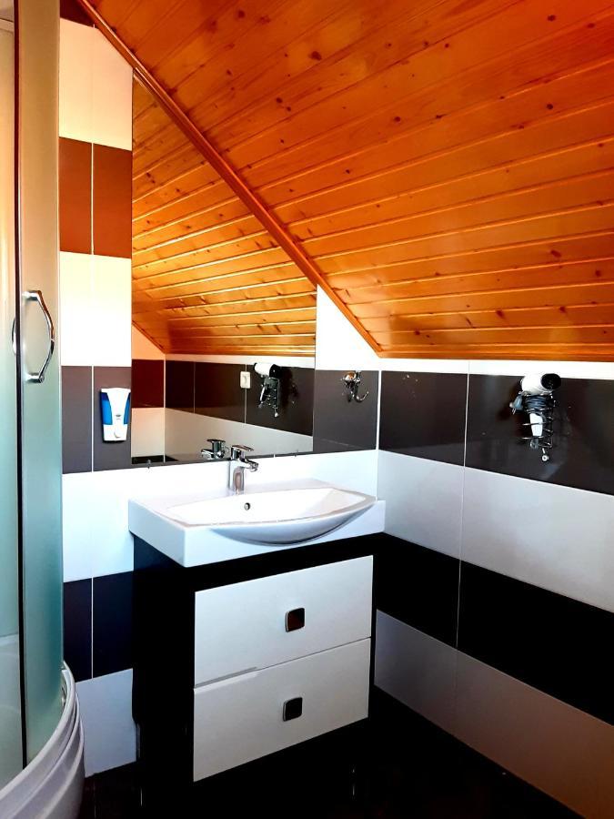 Заміський Комплекс Grand Prix Hotel Tsyurupynsk ภายนอก รูปภาพ